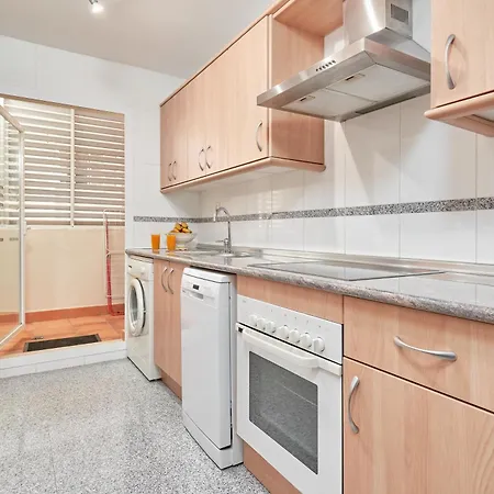 Antonio Millon 27 Apartment